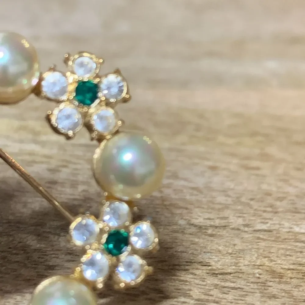 Vintage Roman Brooch Pin Pearl Flower Clear Green Rhinestone Circle 2 1/4”L Gold